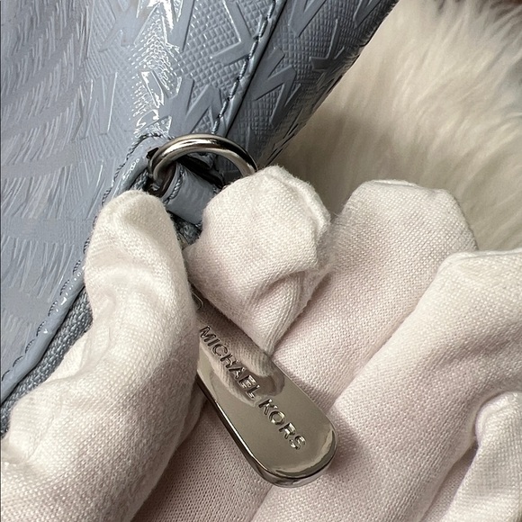 Michael Kors Light Blue Jet Set Travel Medium Signature Logo Dome Crossbody Bag - Picture 9 of 17